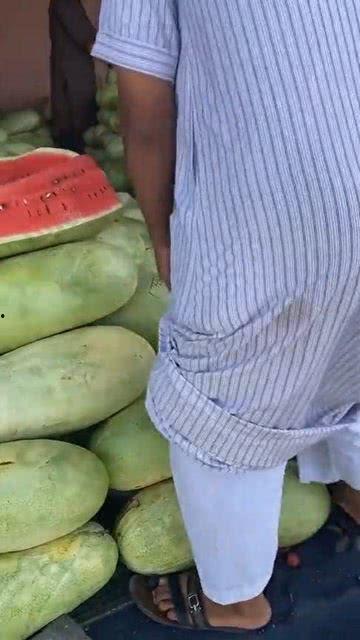 西瓜毛绒挂件吃瓜群众