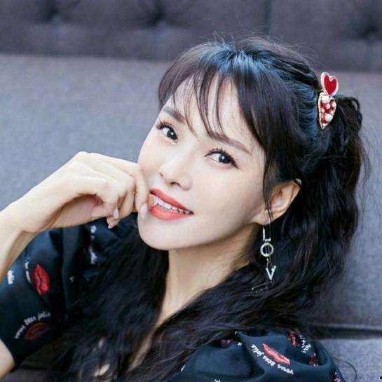 伊能静吃瓜视频,揭秘娱乐圈幕后故事