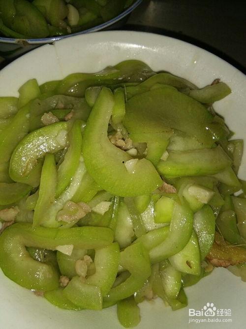 葫芦瓜炒吃,葫芦瓜炒制新体验